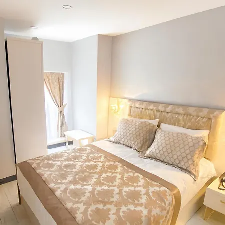 Hotel Siva Pera &