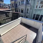 Siva Pera &