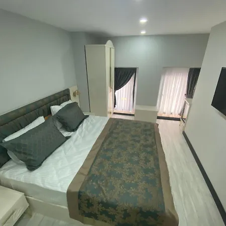 Siva Pera & איסטמבול