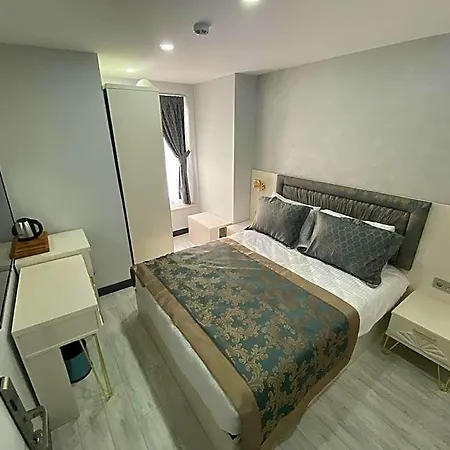 Hotel Siva Pera &